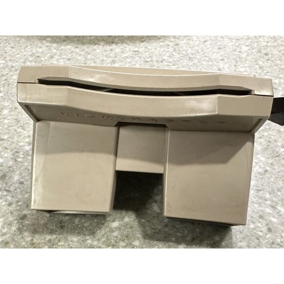 Sawyers  model G View Master Tan Colored Viewer Black Knob Rudolph Christmas 50s - Picture 3 of 10